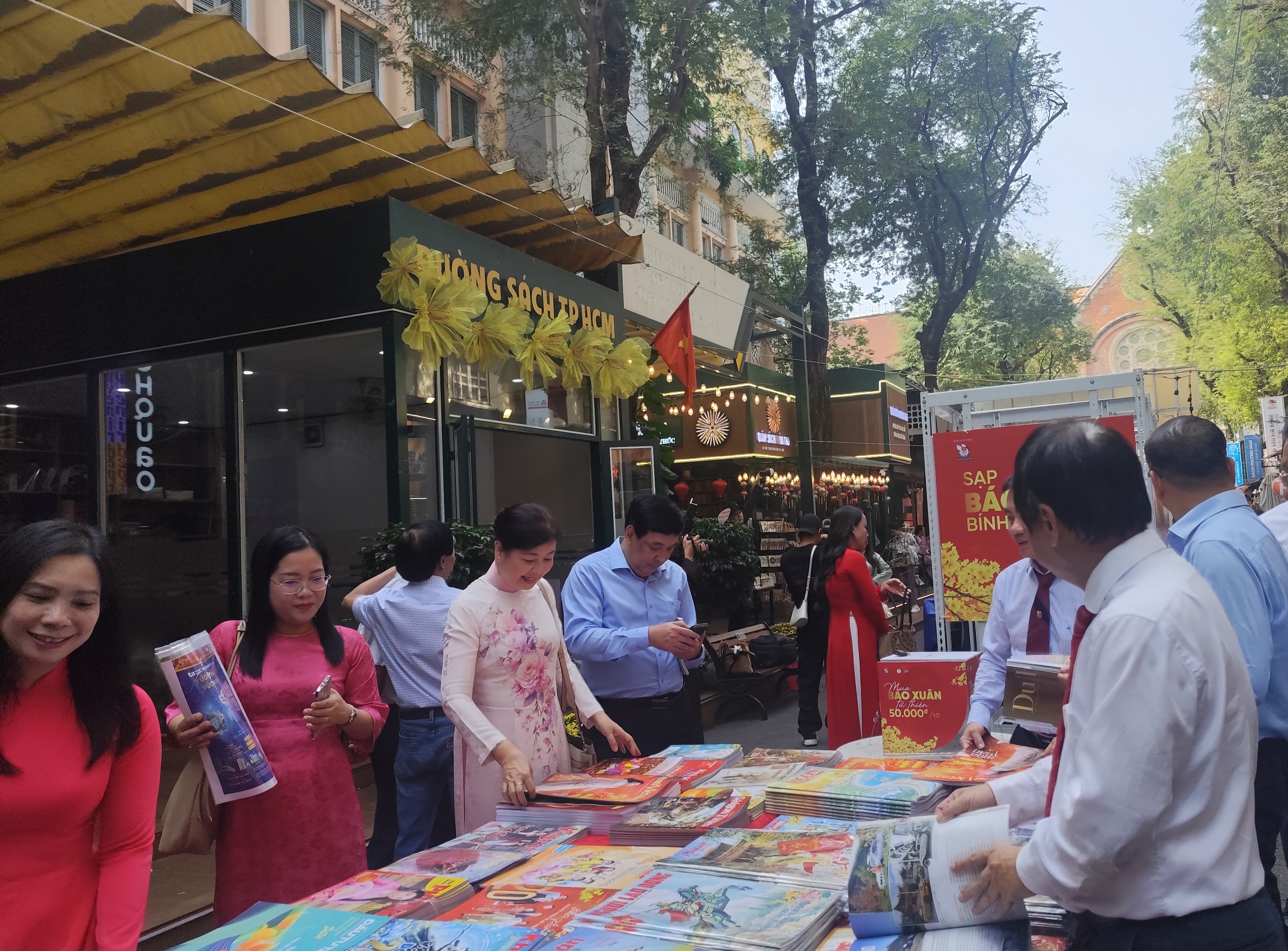 Niềm vui từ giai phẩm Xuân nhà đạo